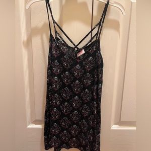 Black cute patterned tank top